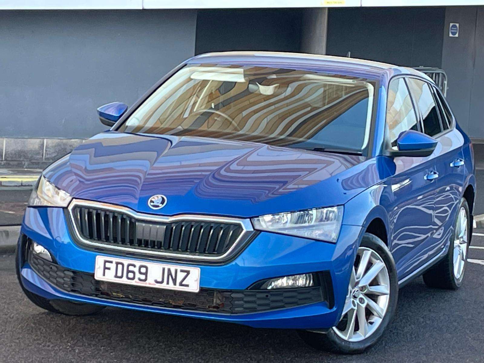 A 2020 SKODA SCALA 1.0 TSI SE L Hatchback 5dr Petrol Manual Euro 6 (s/s) (115 ps) A 2020 SKODA SCALA 1.0 TSI SE L Hatchback 5dr Petrol Manual Euro 6 (s/s) (115 ps)