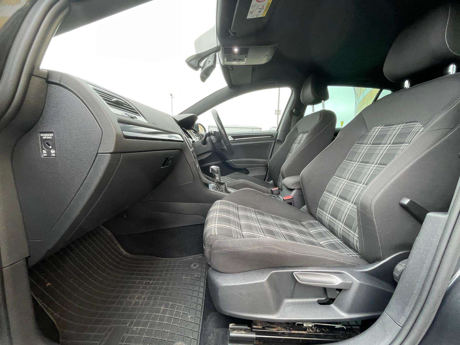 2016 VOLKSWAGEN GOLF 2016 VOLKSWAGEN GOLF