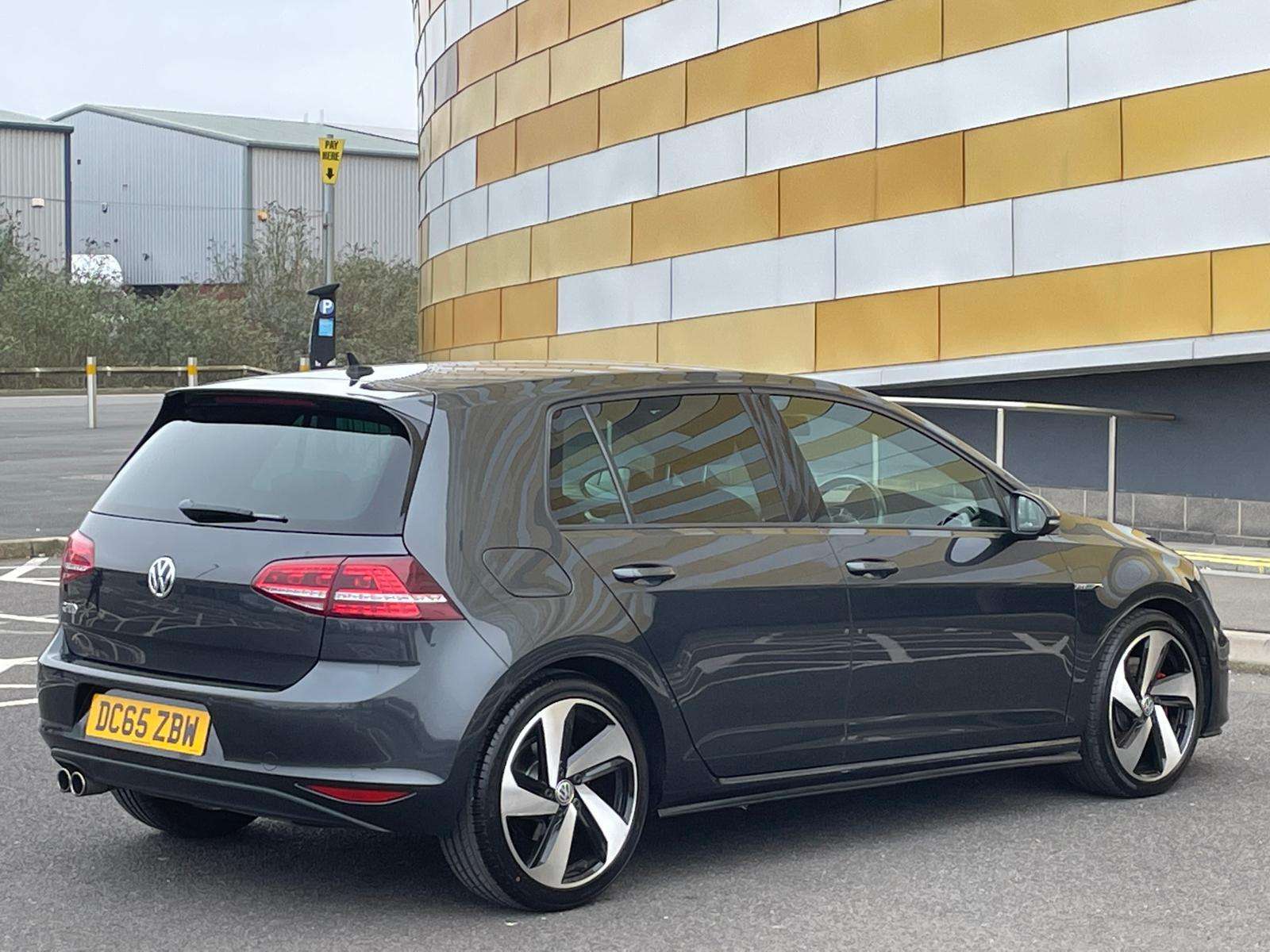 2016 VOLKSWAGEN GOLF 2016 VOLKSWAGEN GOLF