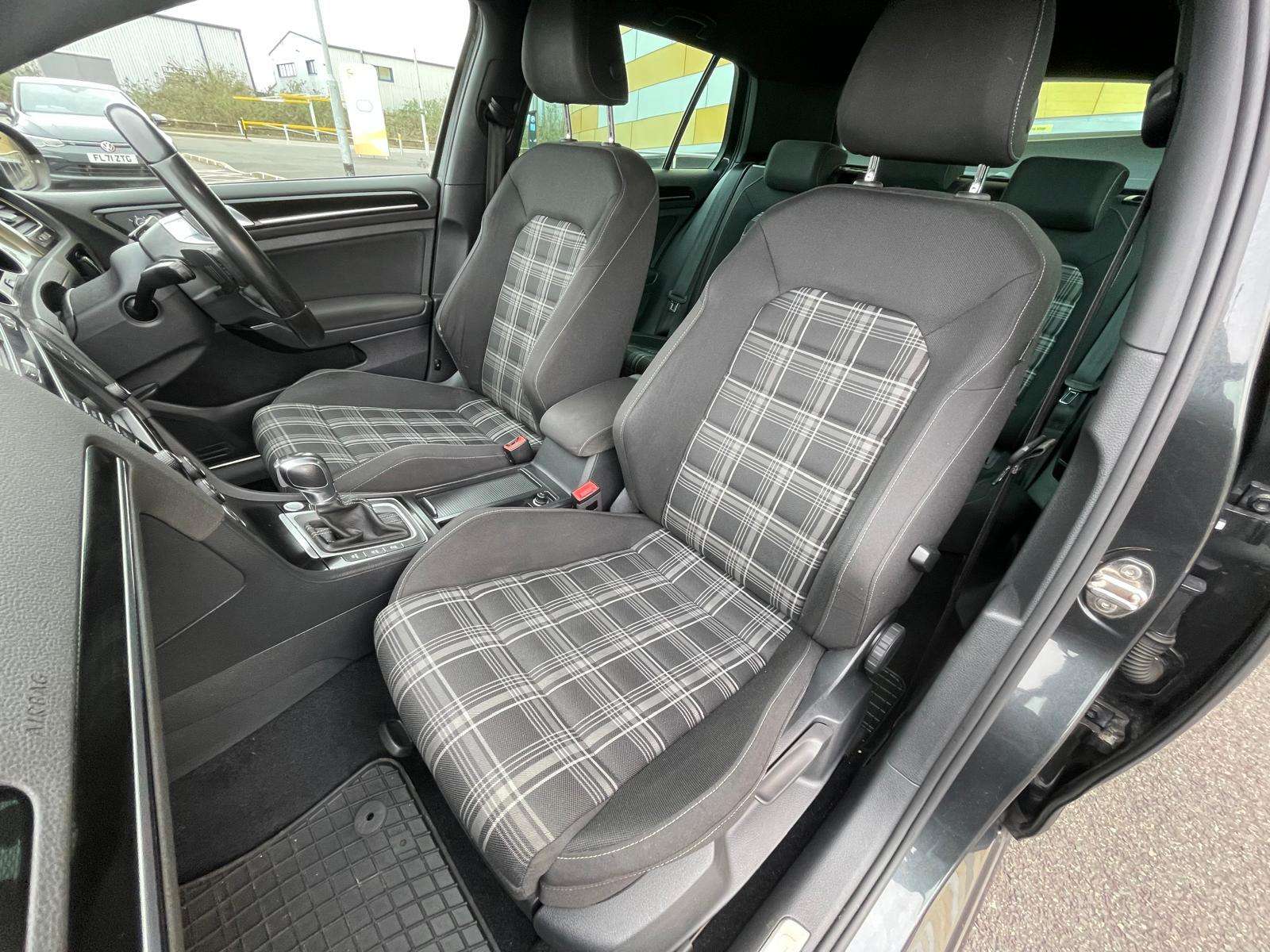 2016 VOLKSWAGEN GOLF 2016 VOLKSWAGEN GOLF