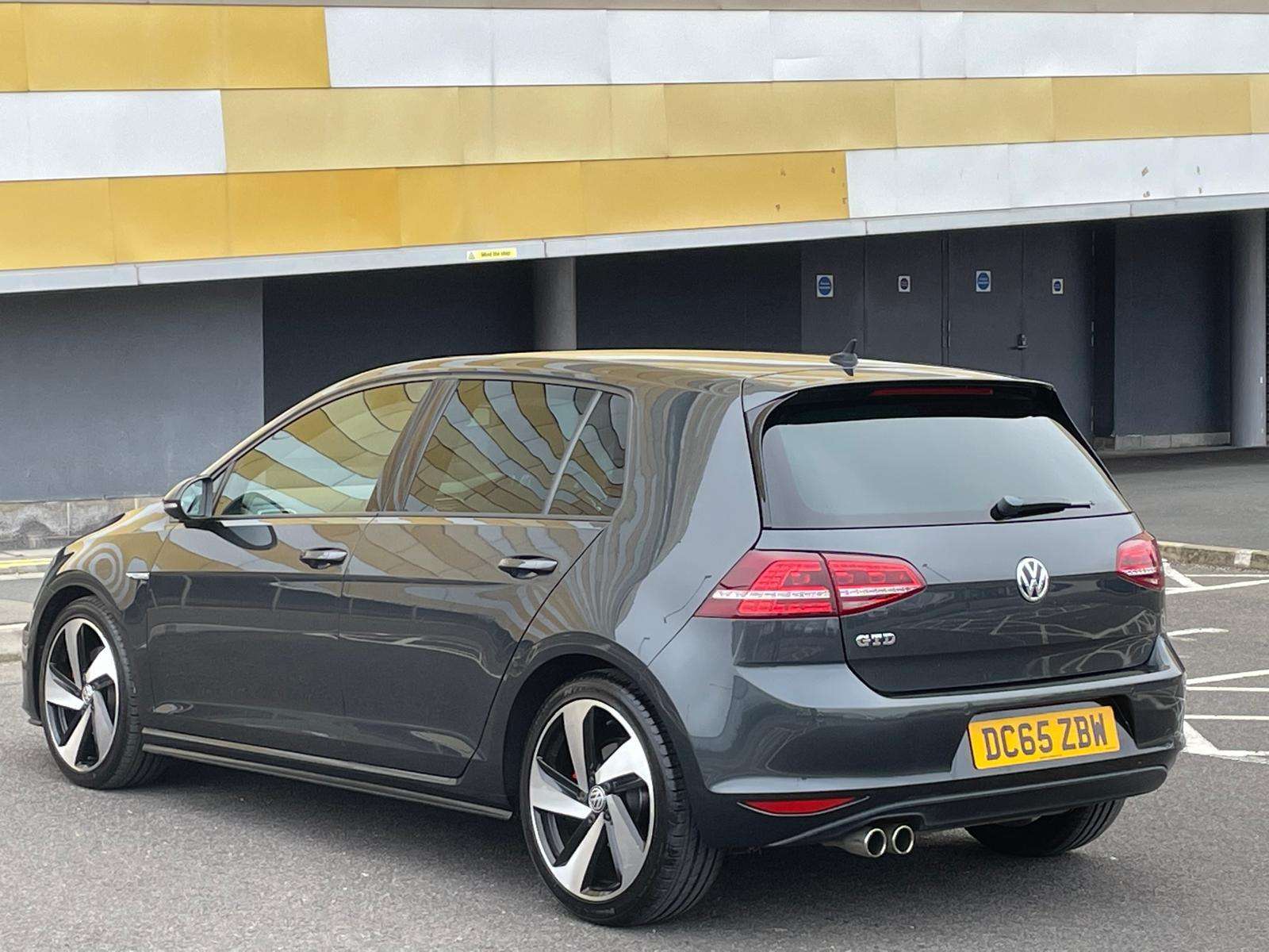 2016 VOLKSWAGEN GOLF 2016 VOLKSWAGEN GOLF