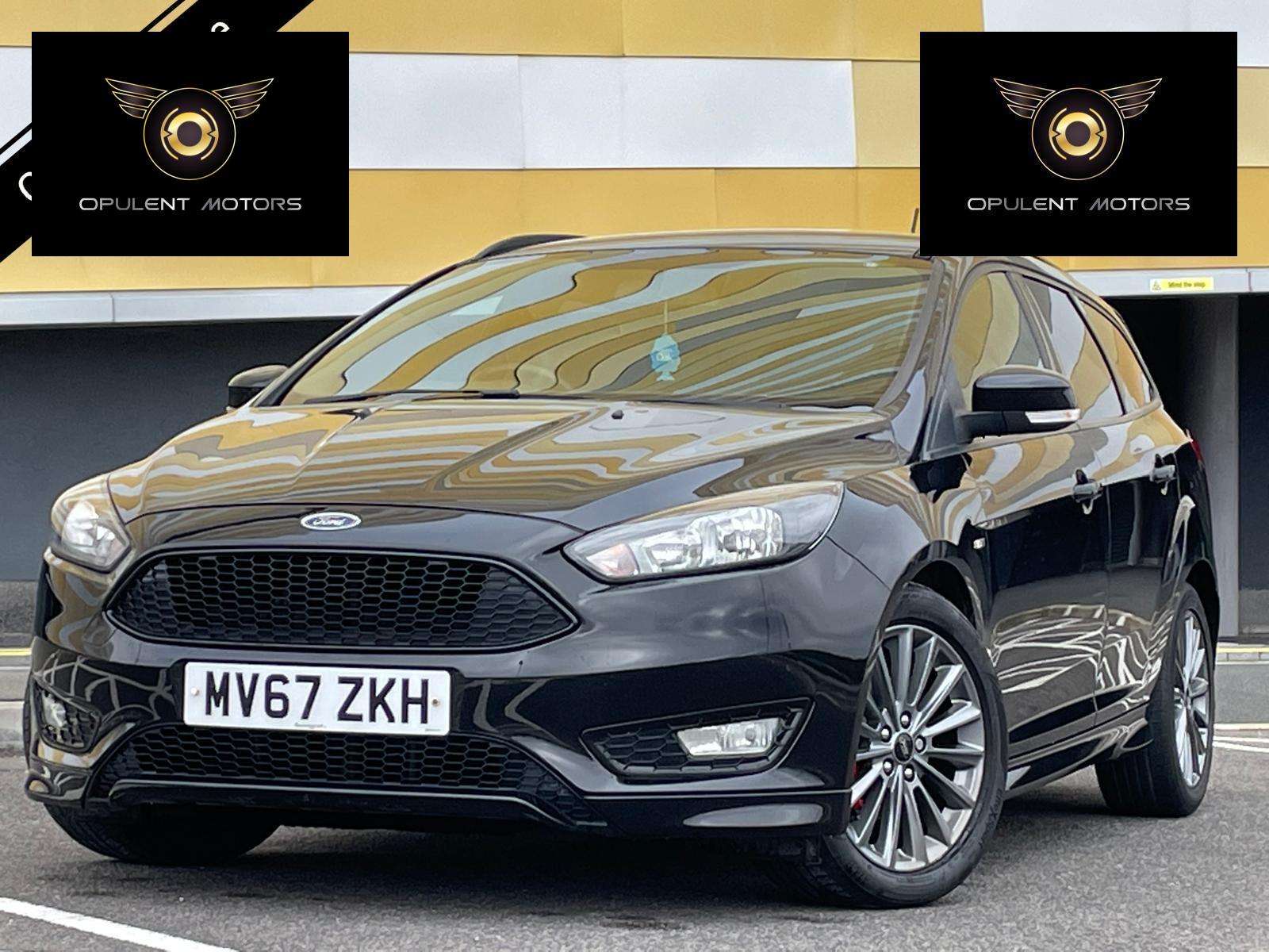 A 2017 FORD FOCUS 1.5 TDCi EcoBoost ST-Line Estate 5dr Diesel Manual Euro 6 (s/s) (120 ps) A 2017 FORD FOCUS 1.5 TDCi EcoBoost ST-Line Estate 5dr Diesel Manual Euro 6 (s/s) (120 ps)