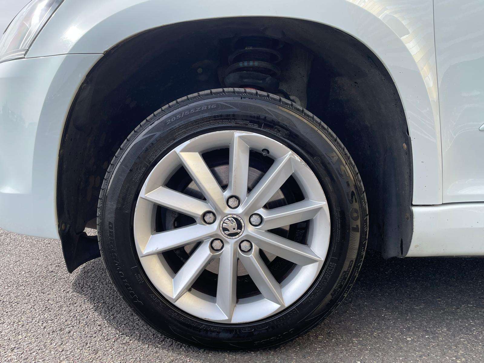 2014 SKODA YETI 2014 SKODA YETI