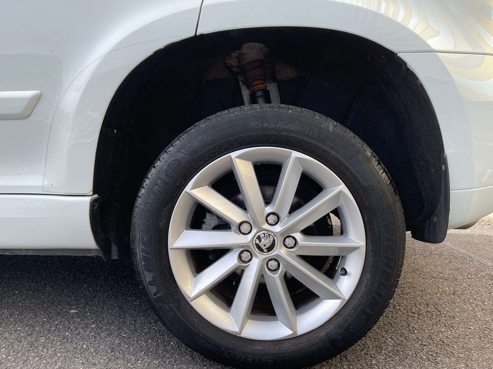 2014 SKODA YETI 2014 SKODA YETI