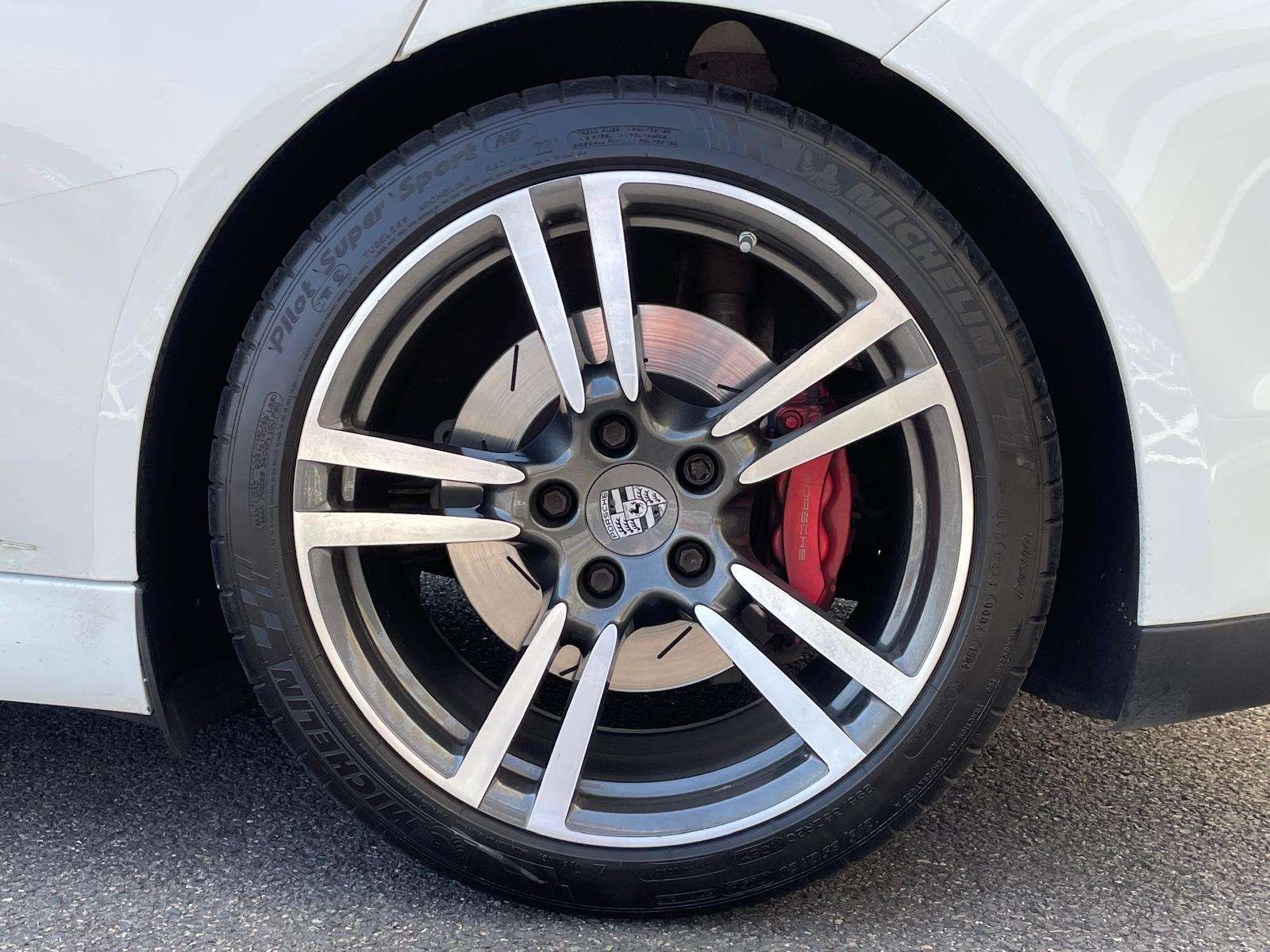 2013 PORSCHE PANAMERA 2013 PORSCHE PANAMERA