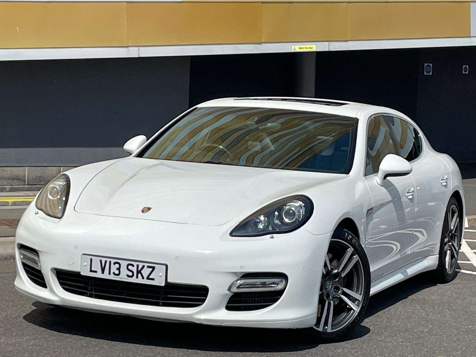 2013 PORSCHE PANAMERA 2013 PORSCHE PANAMERA