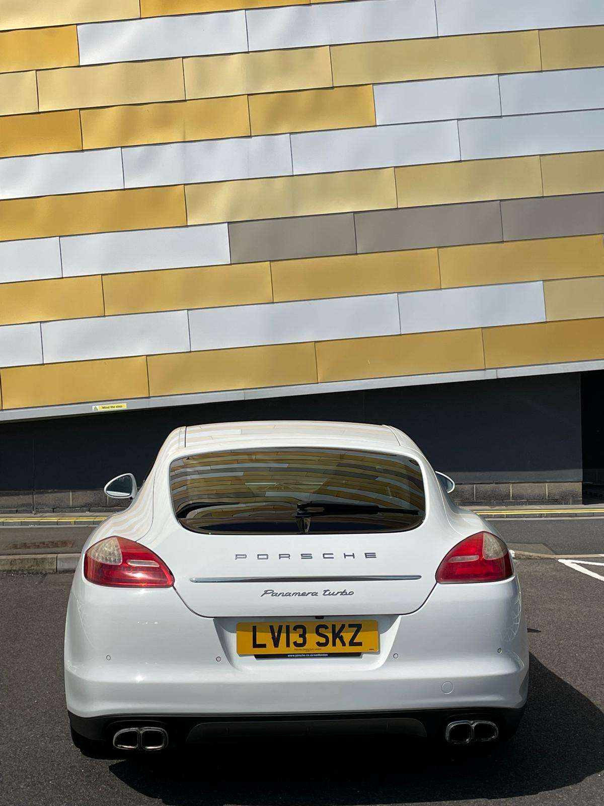 2013 PORSCHE PANAMERA 2013 PORSCHE PANAMERA