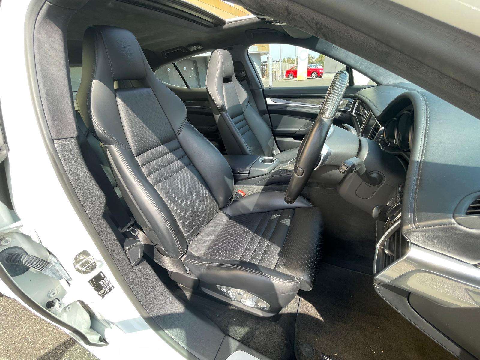 2013 PORSCHE PANAMERA 2013 PORSCHE PANAMERA