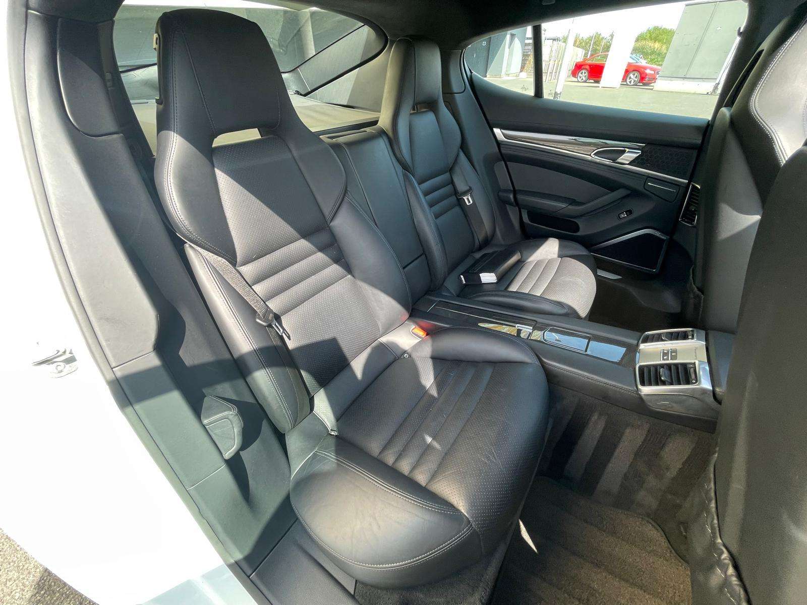 2013 PORSCHE PANAMERA 2013 PORSCHE PANAMERA