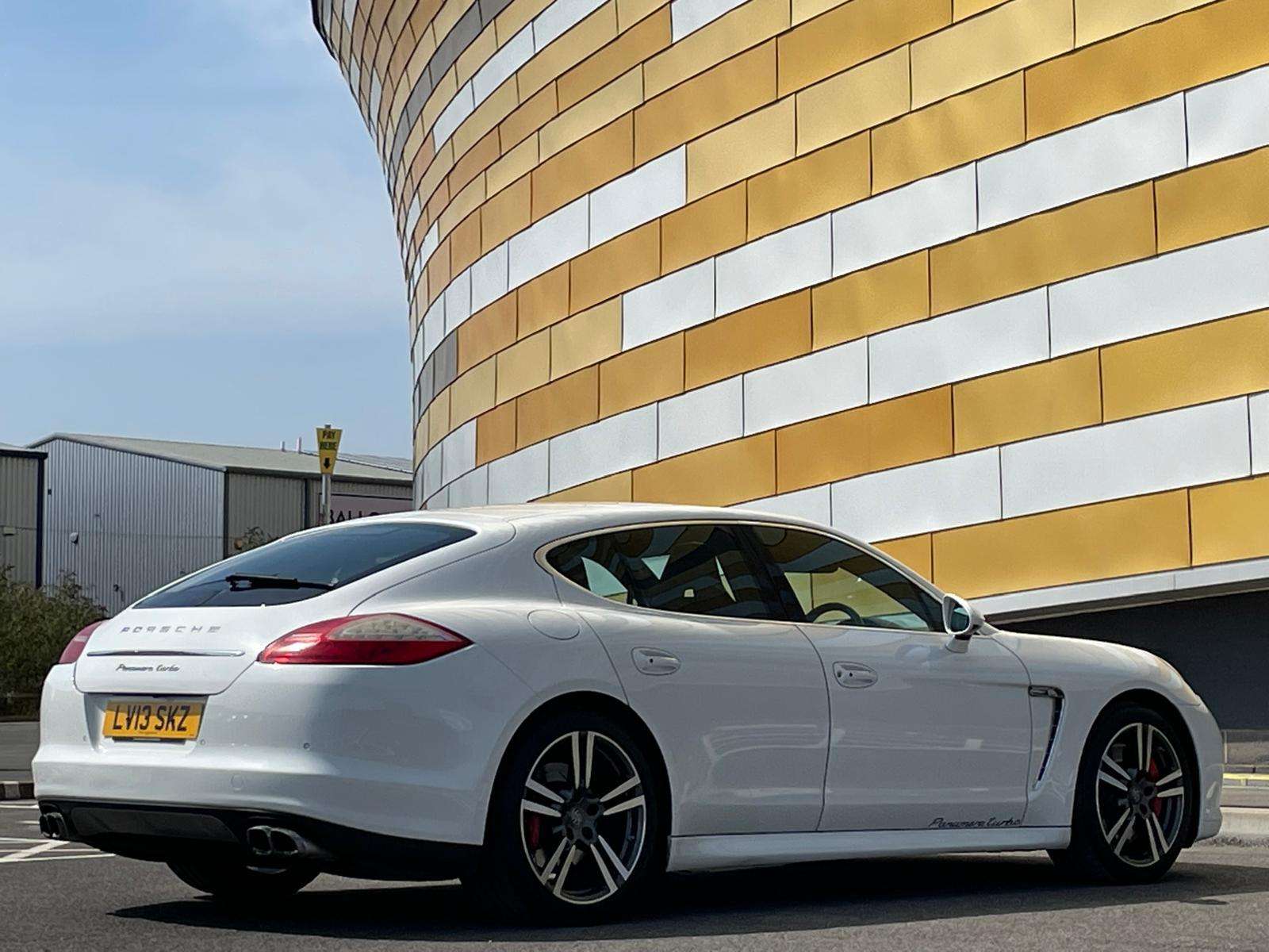 2013 PORSCHE PANAMERA 2013 PORSCHE PANAMERA