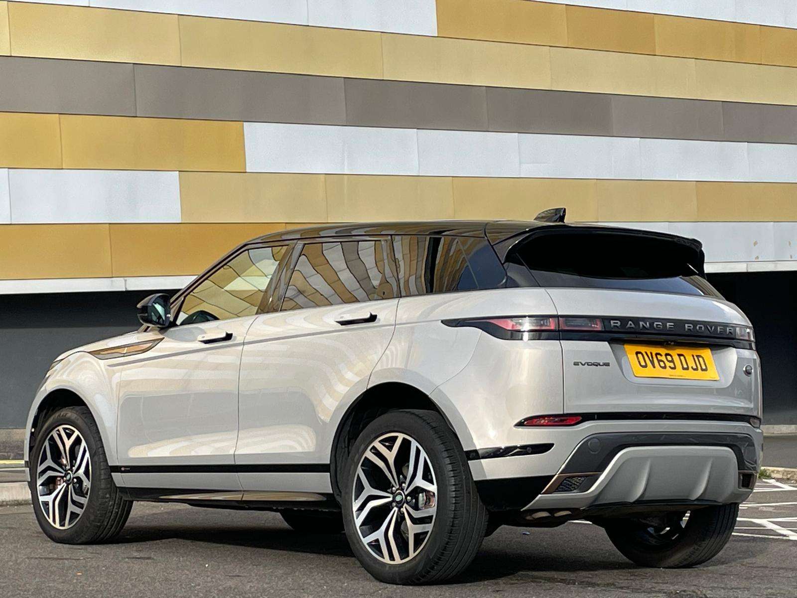 2019 LAND ROVER RANGE ROVER EVOQUE 2019 LAND ROVER RANGE ROVER EVOQUE