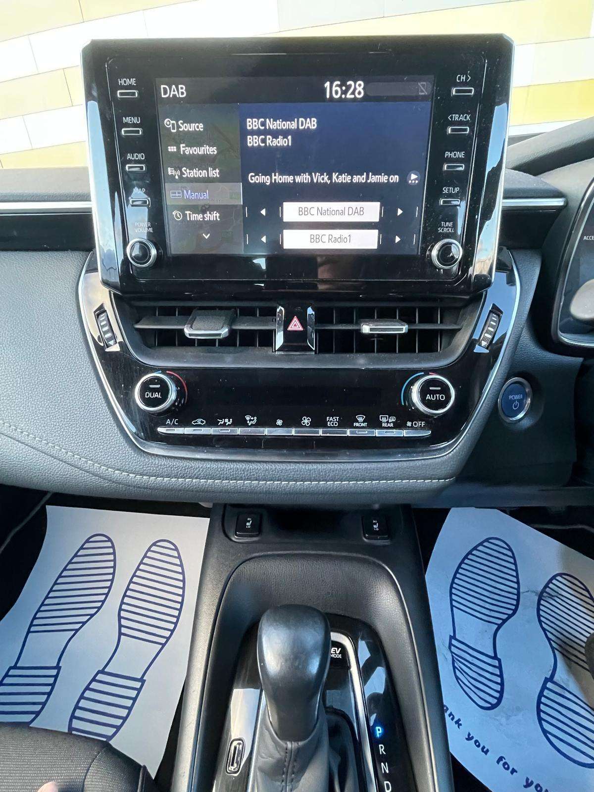 2020 TOYOTA COROLLA 2020 TOYOTA COROLLA