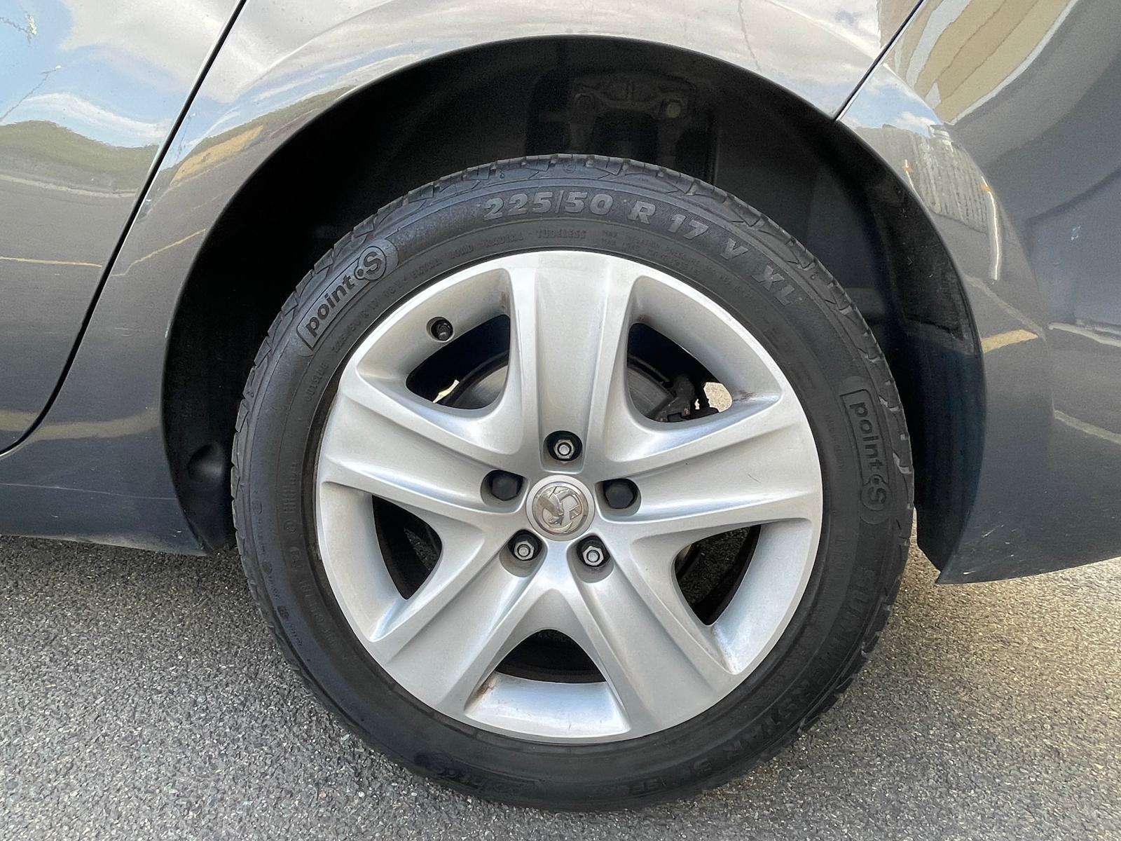 2015 VAUXHALL ZAFIRA TOURER 2015 VAUXHALL ZAFIRA TOURER