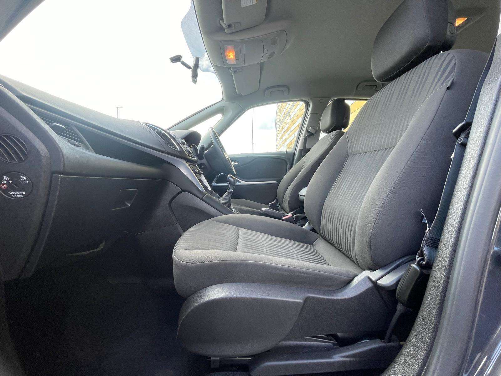 2015 VAUXHALL ZAFIRA TOURER 2015 VAUXHALL ZAFIRA TOURER