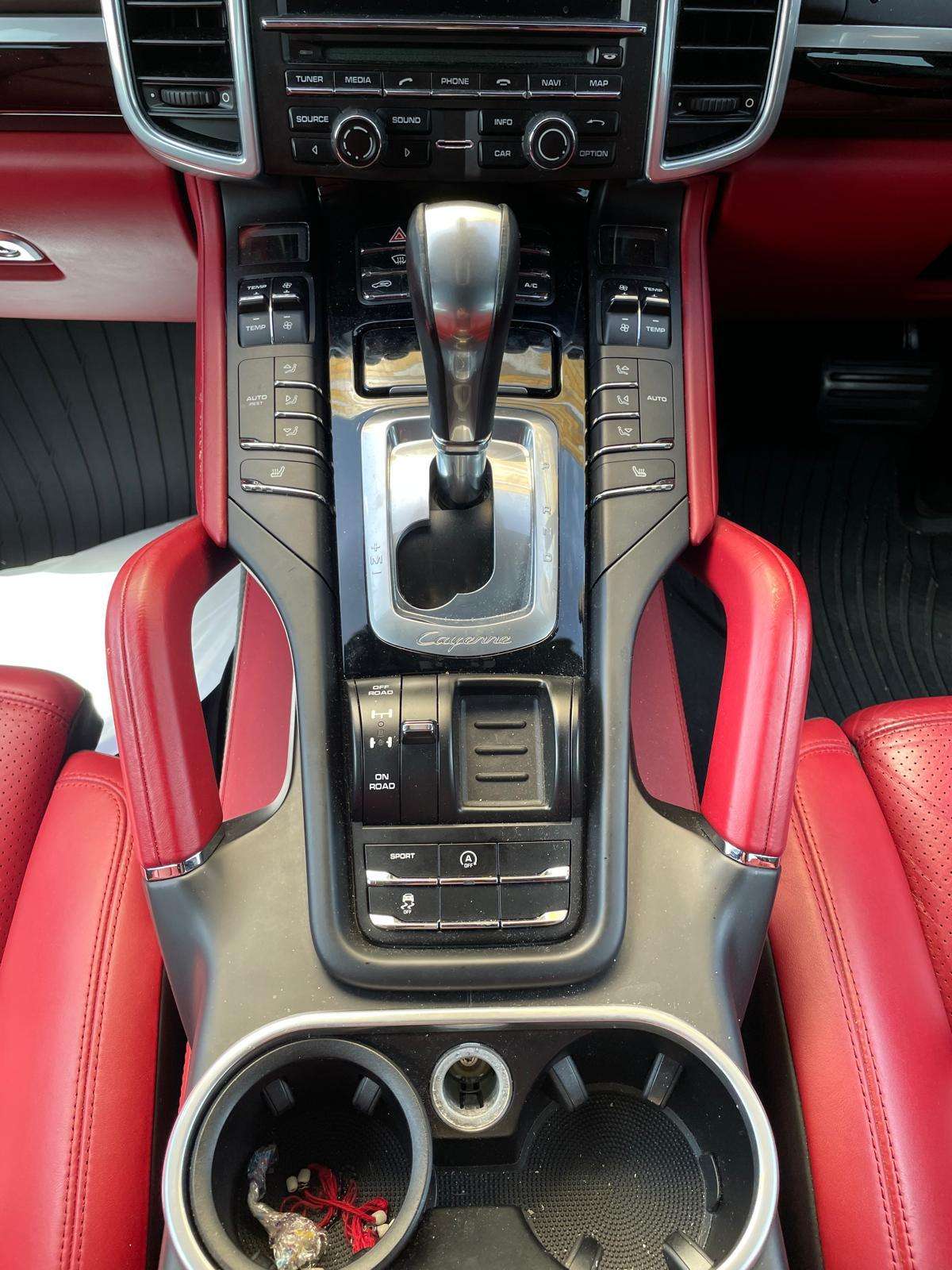 2015 PORSCHE CAYENNE 2015 PORSCHE CAYENNE