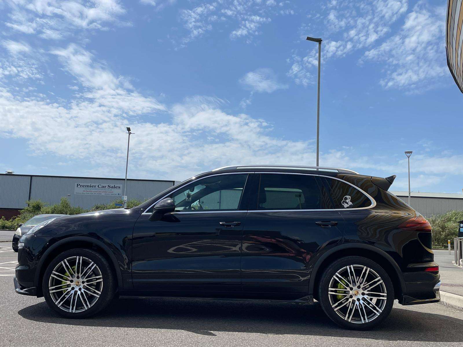 2015 PORSCHE CAYENNE 2015 PORSCHE CAYENNE