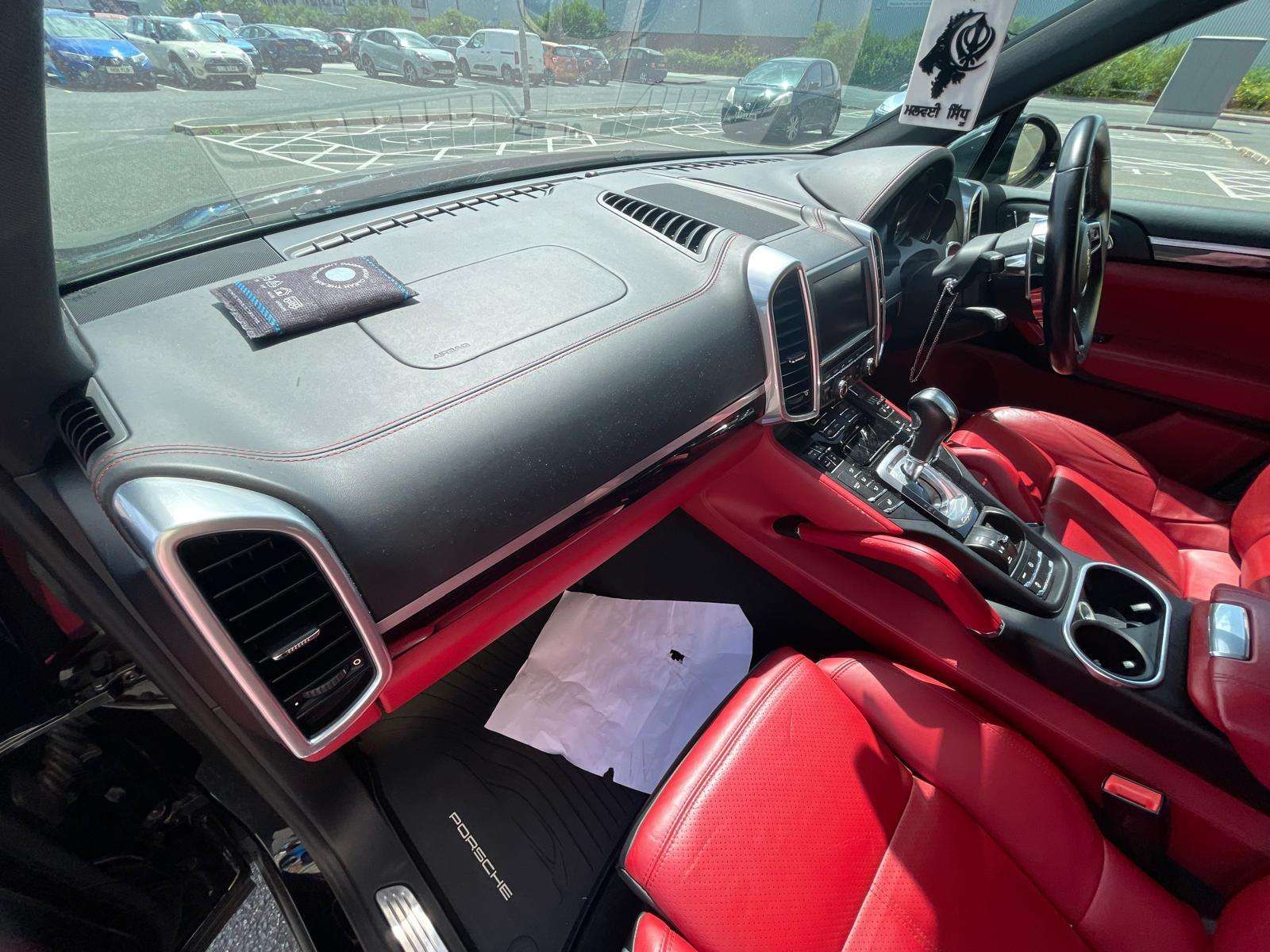 2015 PORSCHE CAYENNE 2015 PORSCHE CAYENNE