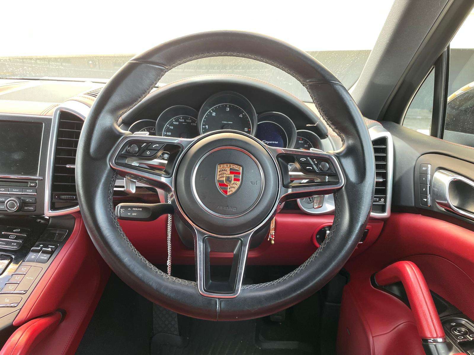2015 PORSCHE CAYENNE 2015 PORSCHE CAYENNE