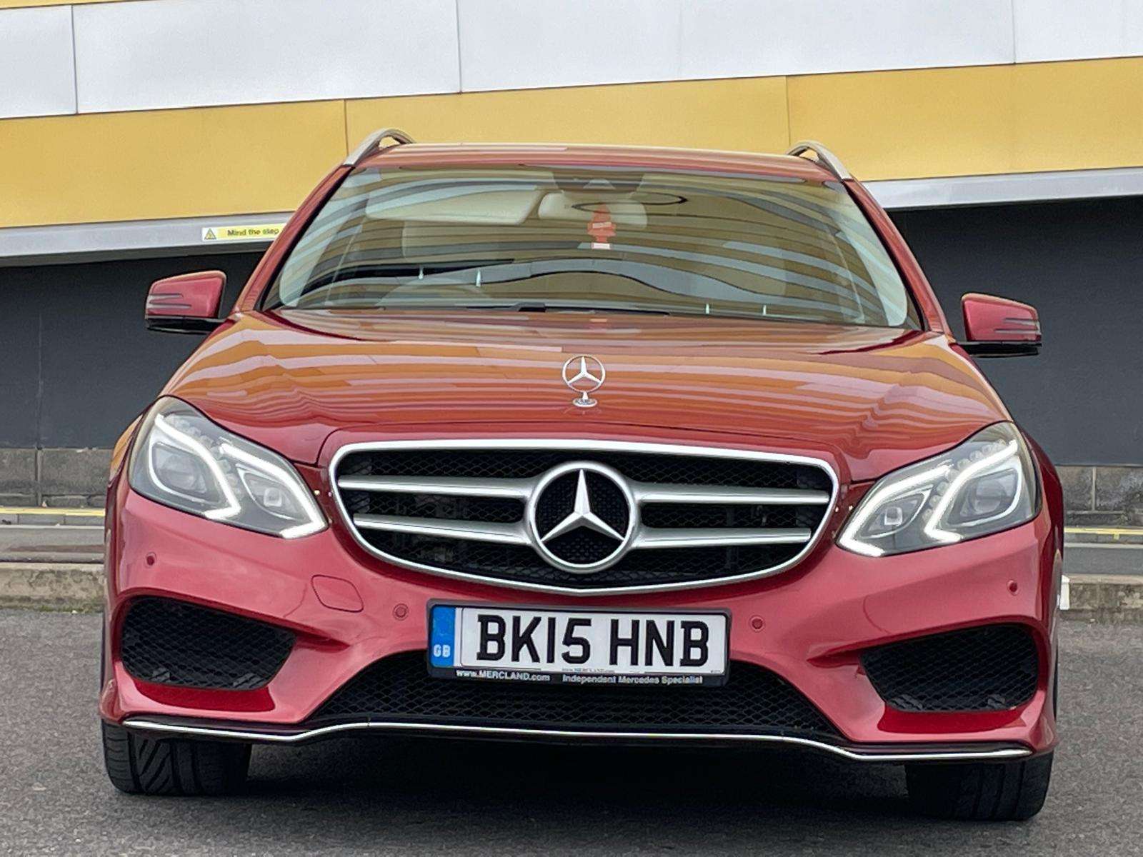 A 2015 MERCEDES-BENZ E CLASS 2.1 E220 BlueTEC AMG Line Estate 5dr Diesel G-Tronic+ Euro 6 (s/s) (177 ps) A 2015 MERCEDES-BENZ E CLASS 2.1 E220 BlueTEC AMG Line Estate 5dr Diesel G-Tronic+ Euro 6 (s/s) (177 ps)