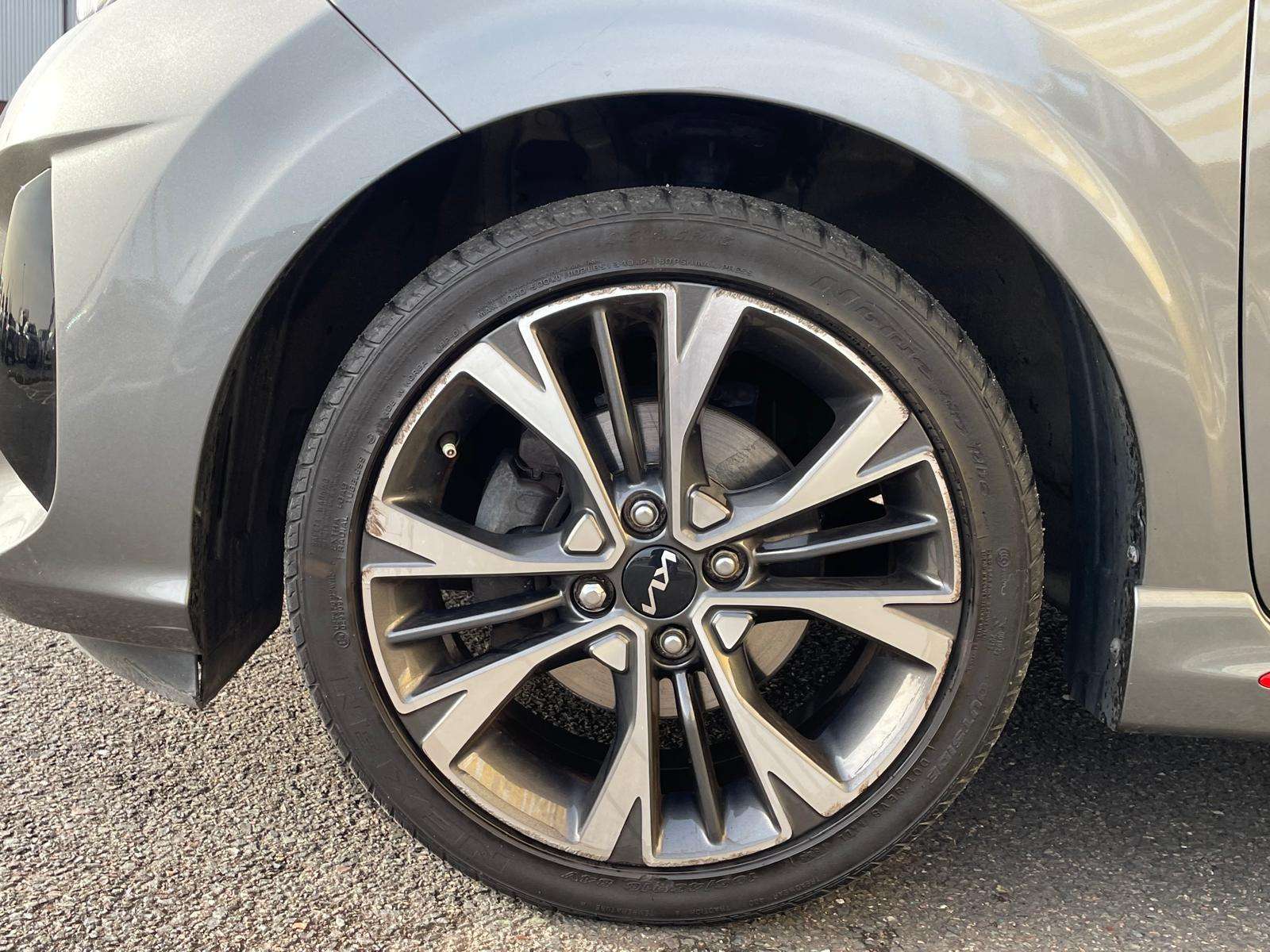 A 2023 KIA PICANTO 1.0 DPi GT-Line Hatchback 5dr Petrol Manual Euro 6 (s/s) (66 bhp) A 2023 KIA PICANTO 1.0 DPi GT-Line Hatchback 5dr Petrol Manual Euro 6 (s/s) (66 bhp)