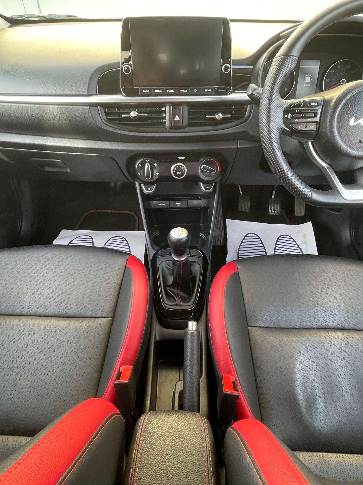 A 2023 KIA PICANTO 1.0 DPi GT-Line Hatchback 5dr Petrol Manual Euro 6 (s/s) (66 bhp) A 2023 KIA PICANTO 1.0 DPi GT-Line Hatchback 5dr Petrol Manual Euro 6 (s/s) (66 bhp)