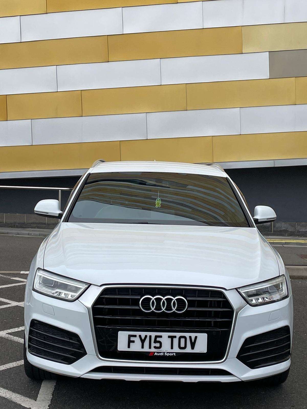2015 AUDI Q3 2015 AUDI Q3
