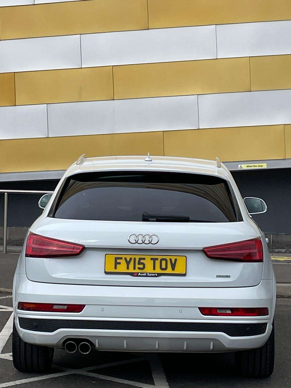 2015 AUDI Q3 2015 AUDI Q3