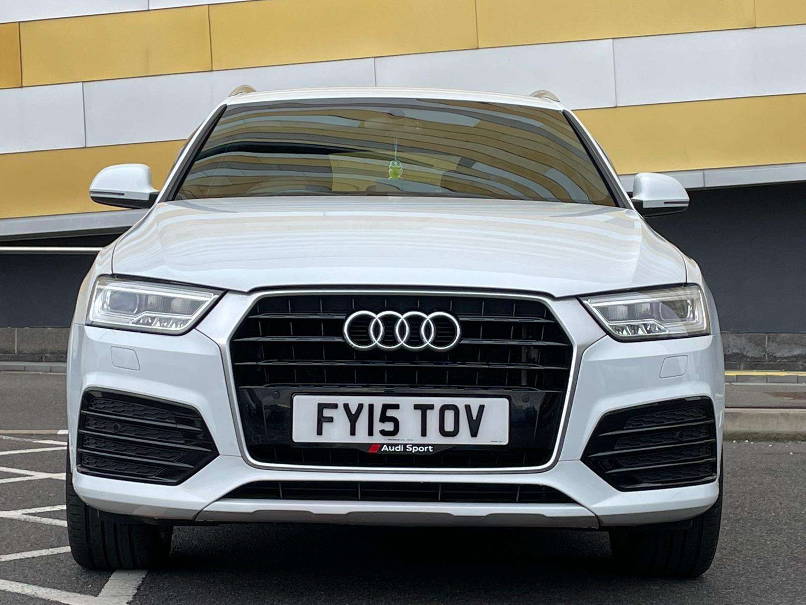 2015 AUDI Q3 2015 AUDI Q3