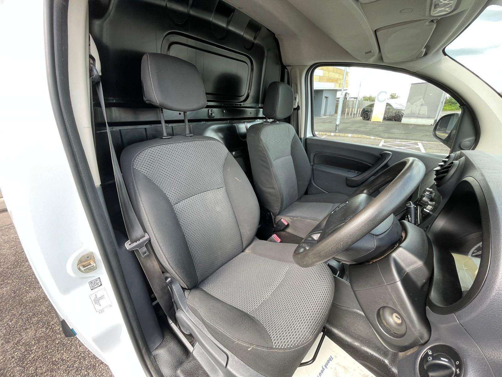 A 2016 MERCEDES-BENZ CITAN 1.5 109 CDI BlueEfficiency Panel Van 5dr Diesel Manual L2 Euro 6 (s/s) (90 ps) A 2016 MERCEDES-BENZ CITAN 1.5 109 CDI BlueEfficiency Panel Van 5dr Diesel Manual L2 Euro 6 (s/s) (90 ps)
