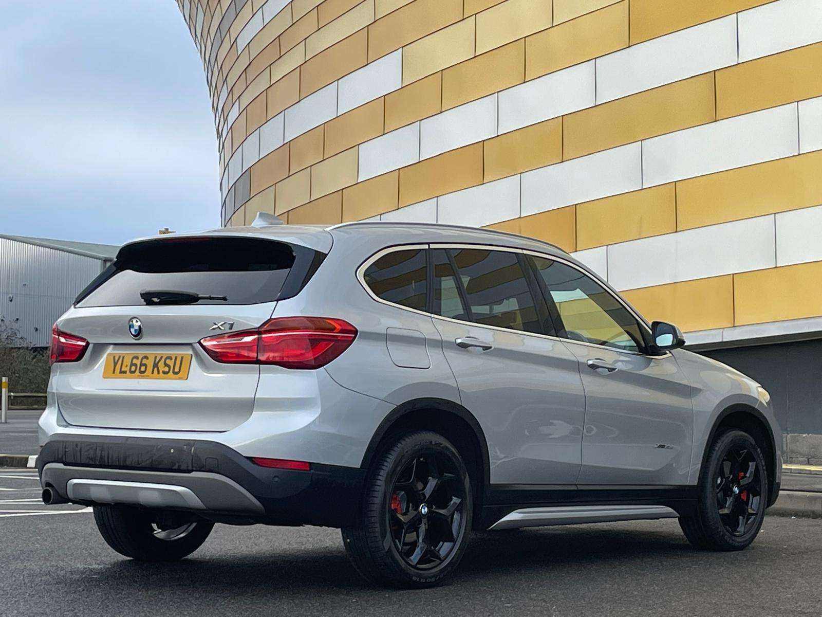 2017 BMW X1 2017 BMW X1