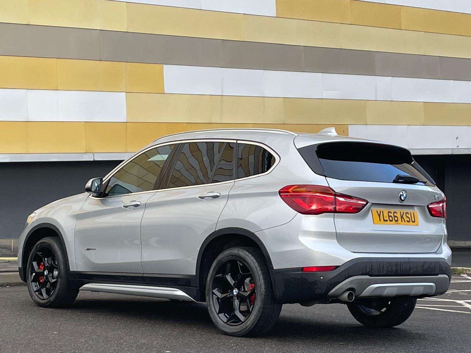 2017 BMW X1 2017 BMW X1