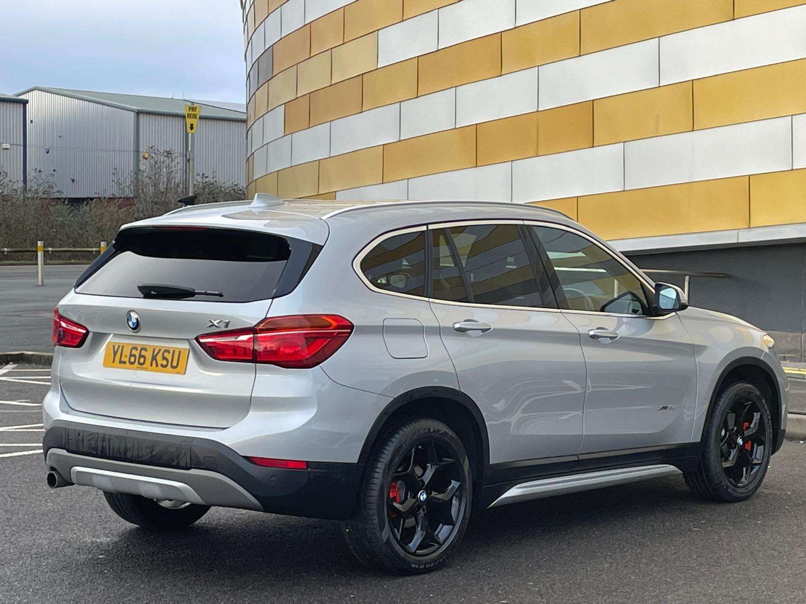 2017 BMW X1 2017 BMW X1