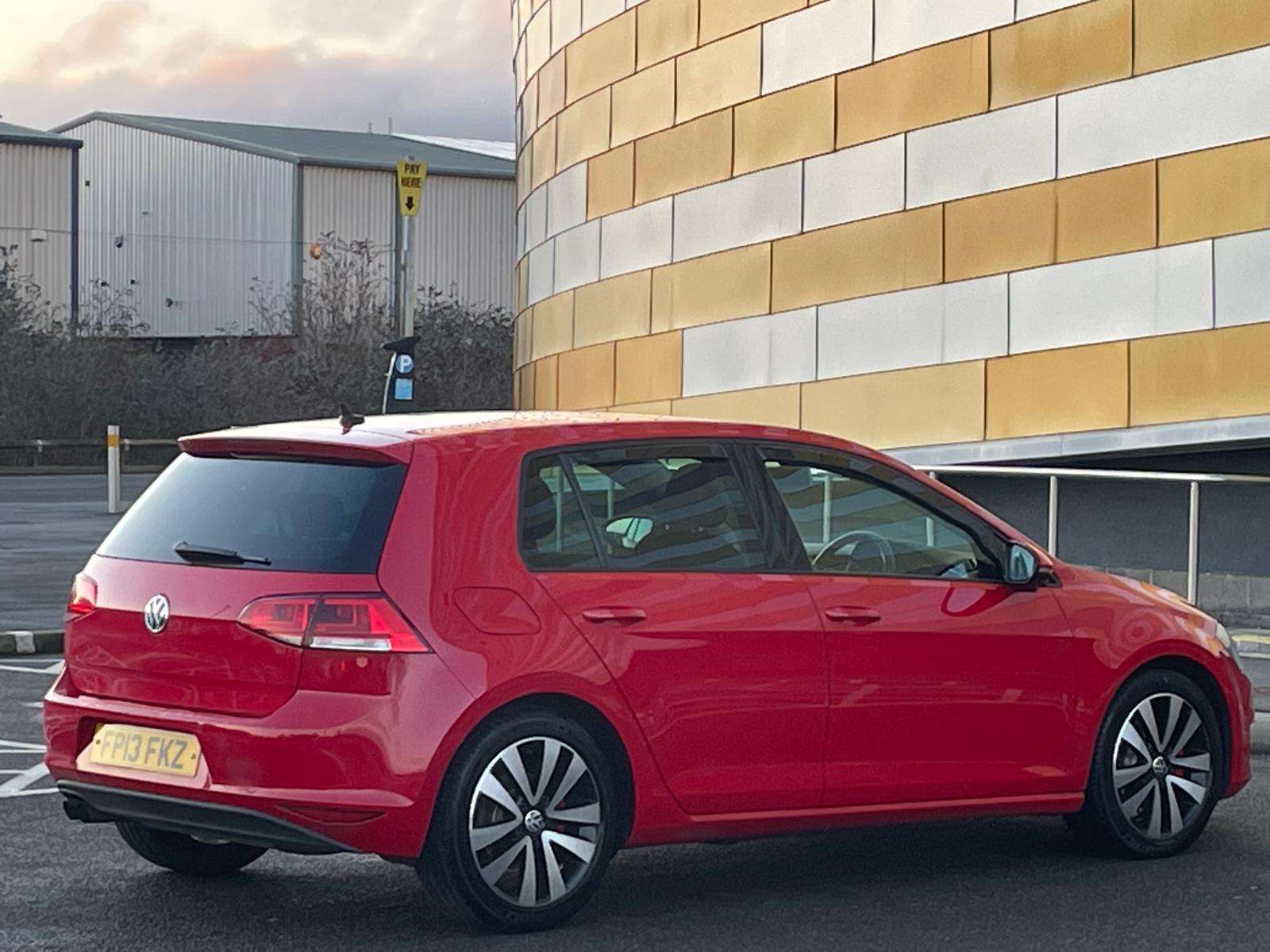 2013 VOLKSWAGEN GOLF 2013 VOLKSWAGEN GOLF