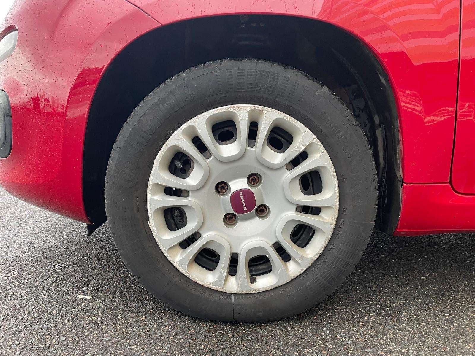 A 2014 FIAT PANDA 1.2 Easy Hatchback 5dr Petrol Manual Euro 6 (69 bhp) A 2014 FIAT PANDA 1.2 Easy Hatchback 5dr Petrol Manual Euro 6 (69 bhp)