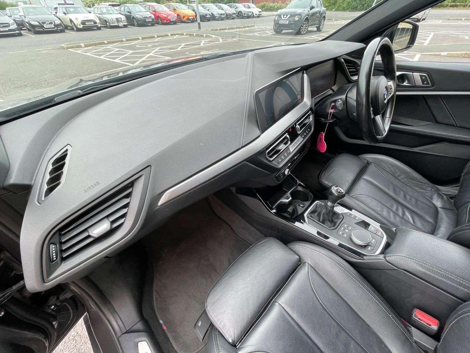2021 BMW 1 SERIES 2021 BMW 1 SERIES