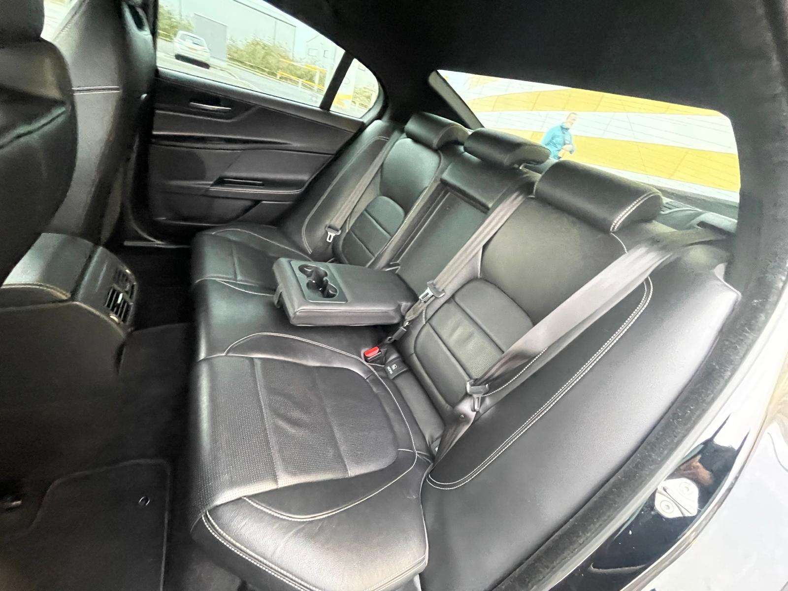 2018 JAGUAR XE 2018 JAGUAR XE