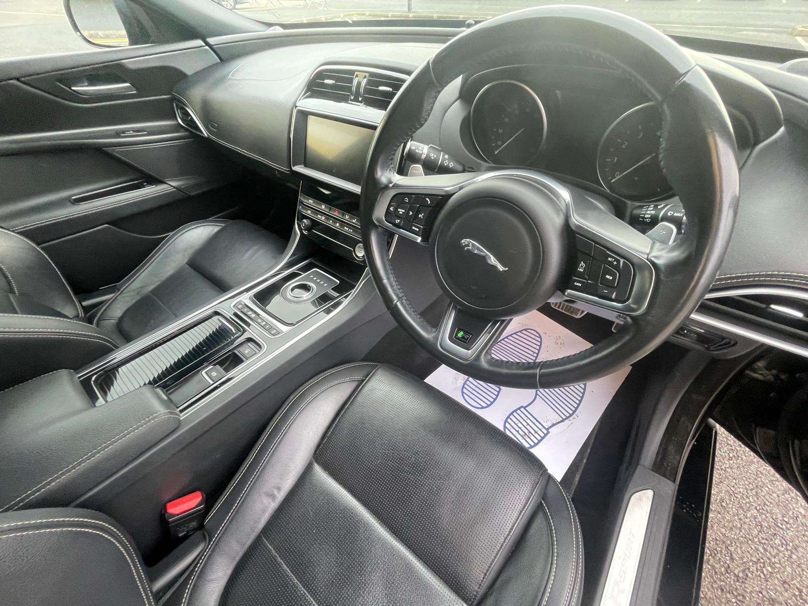 2018 JAGUAR XE 2018 JAGUAR XE