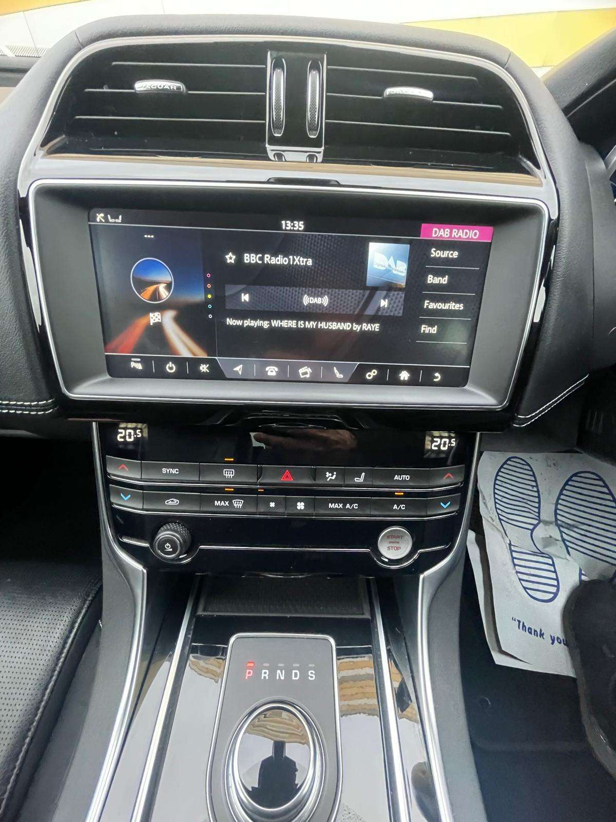 2018 JAGUAR XE 2018 JAGUAR XE