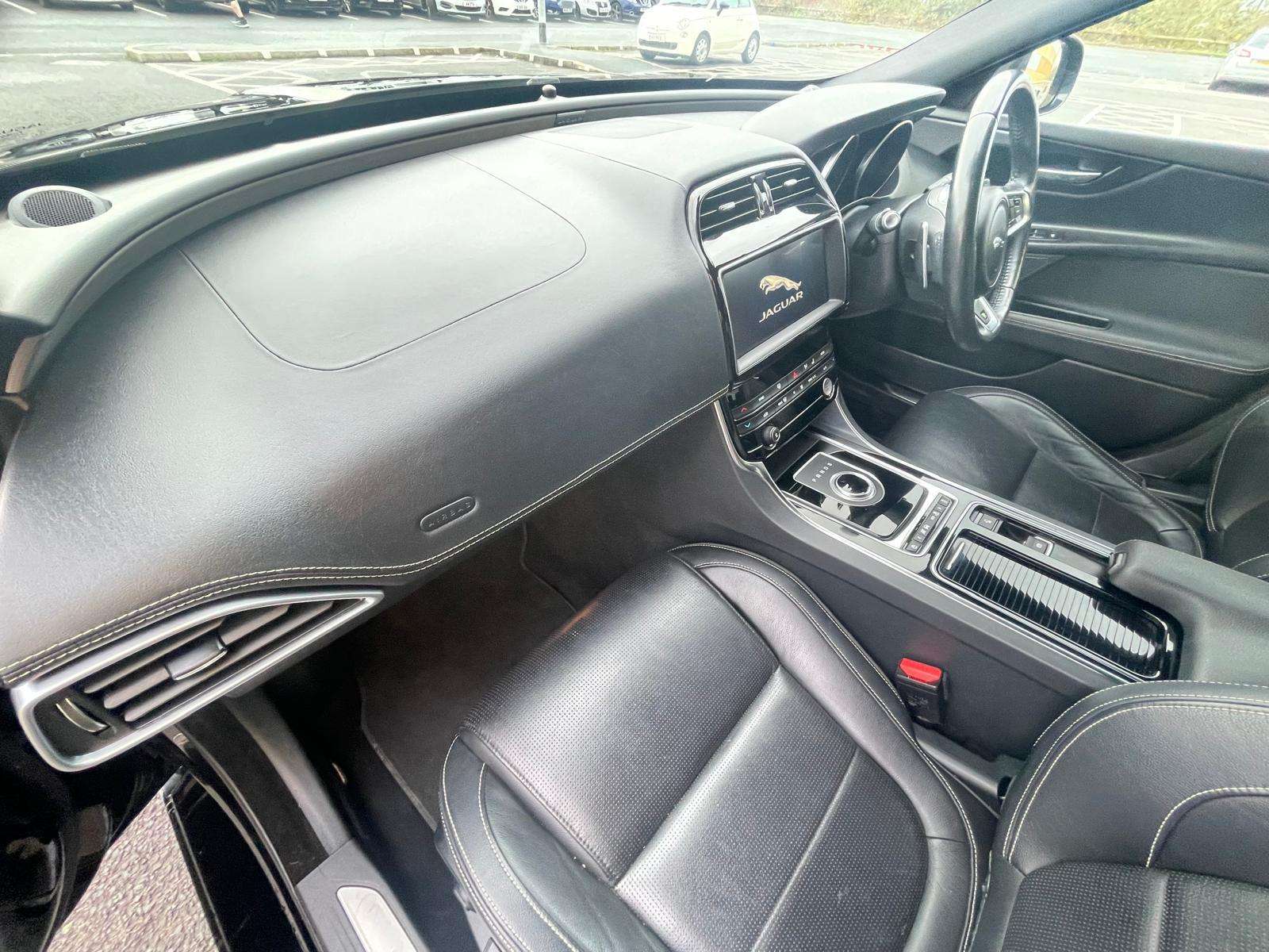 2018 JAGUAR XE 2018 JAGUAR XE