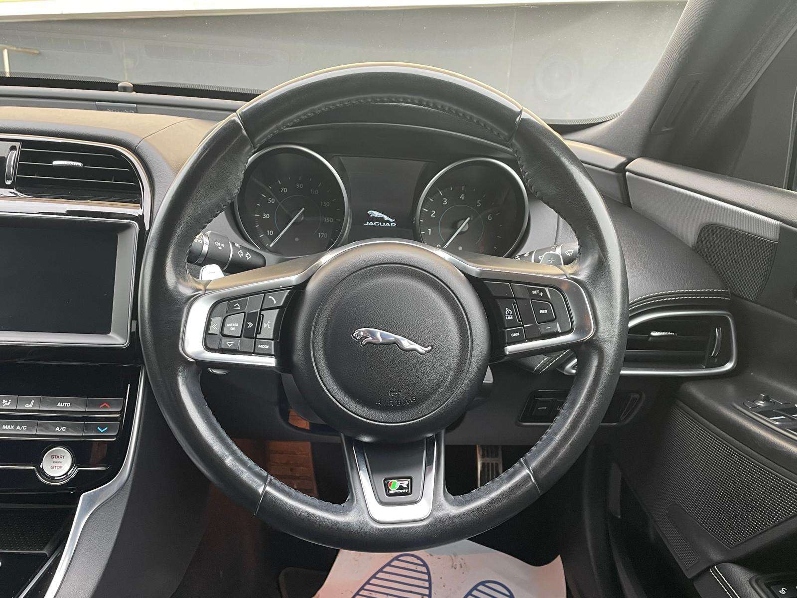 2018 JAGUAR XE 2018 JAGUAR XE