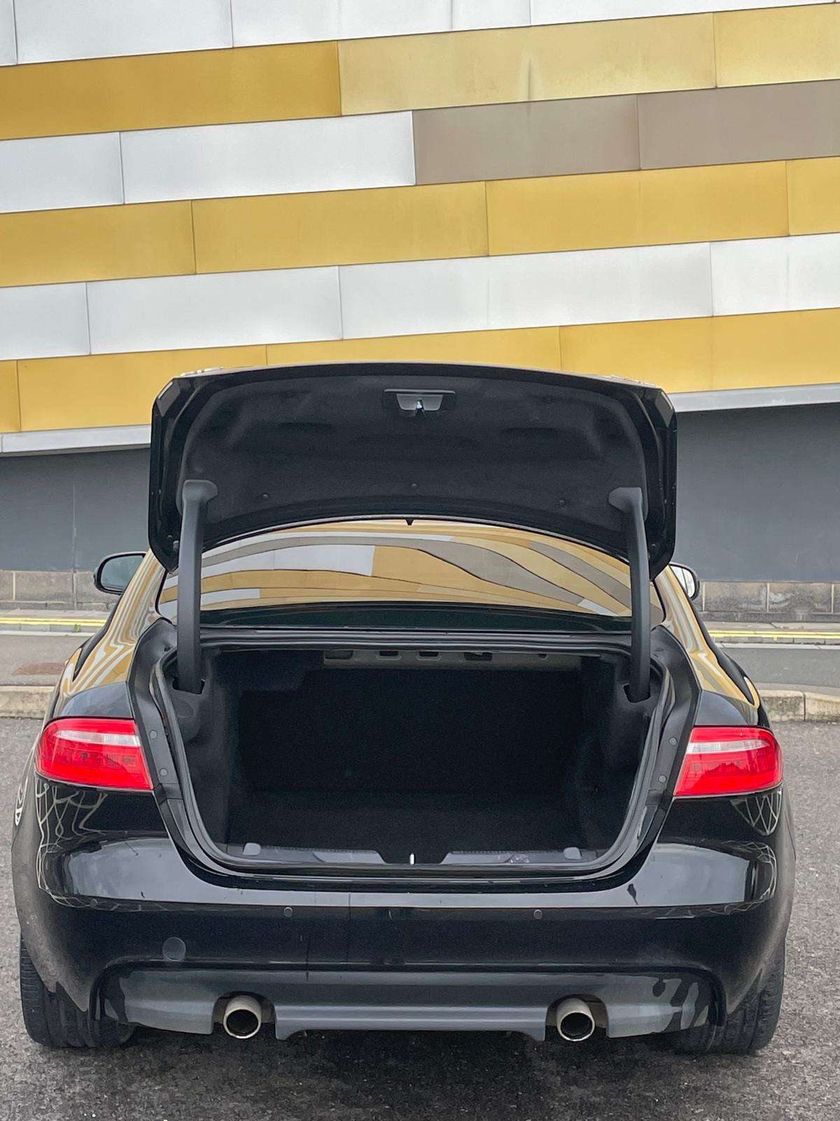 2018 JAGUAR XE 2018 JAGUAR XE