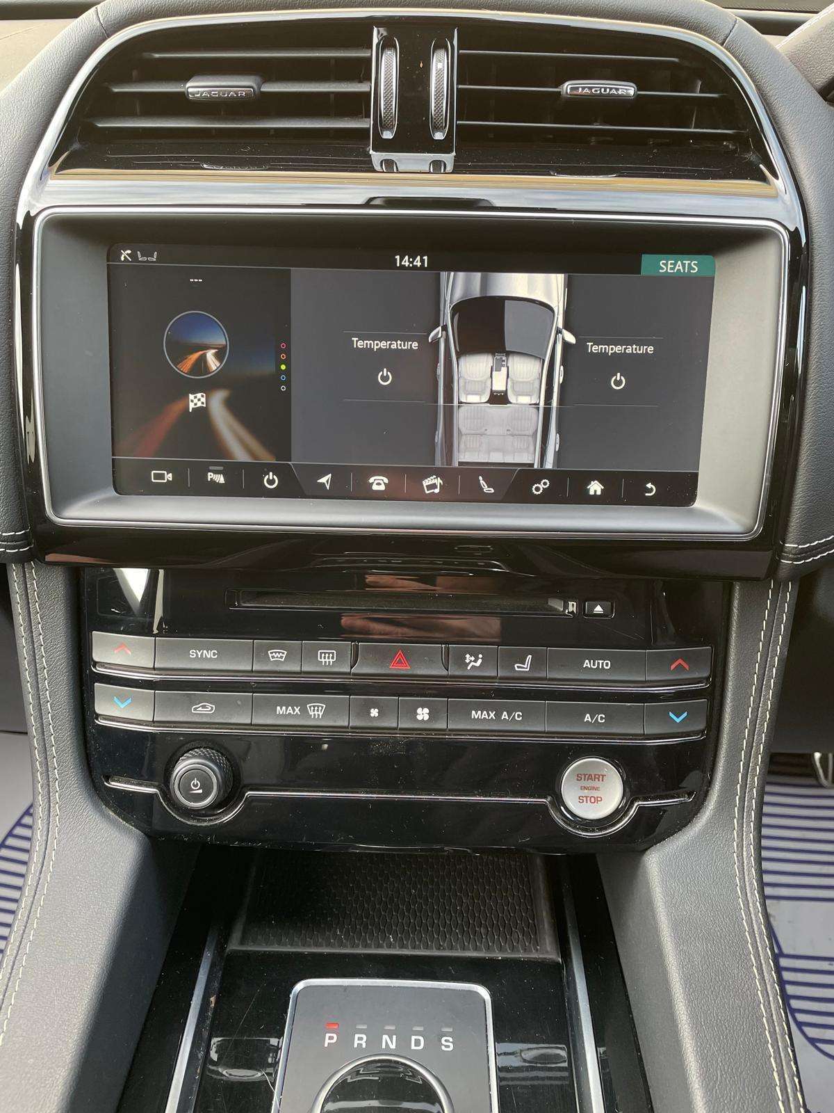 2020 JAGUAR F-PACE 2020 JAGUAR F-PACE