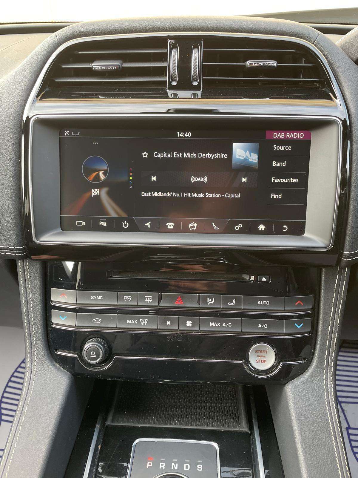 2020 JAGUAR F-PACE 2020 JAGUAR F-PACE