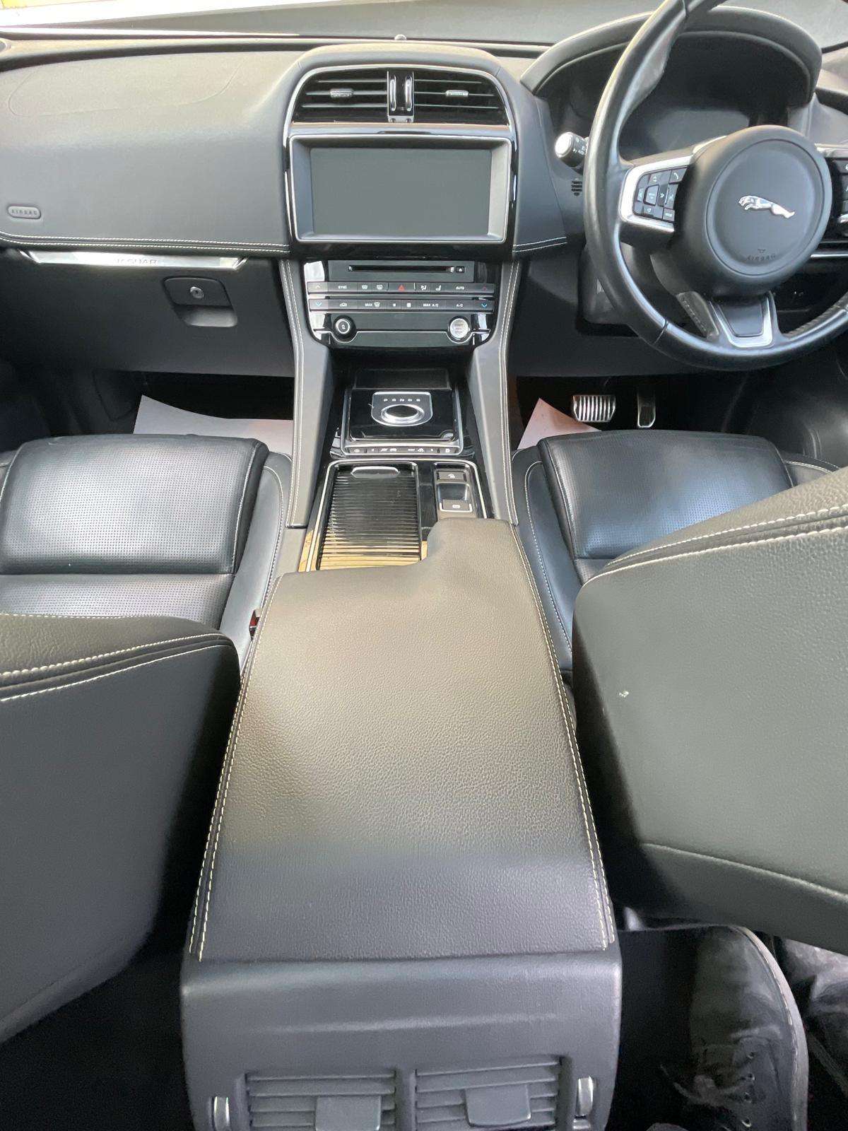 2020 JAGUAR F-PACE 2020 JAGUAR F-PACE