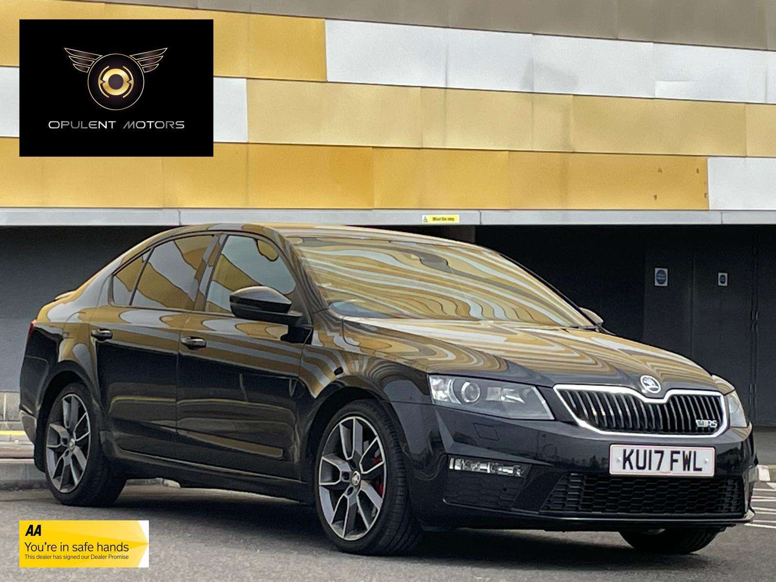 A 2017 SKODA OCTAVIA 2.0 TDI vRS Hatchback 5dr Diesel Manual Euro 6 (s/s) (184 ps) A 2017 SKODA OCTAVIA 2.0 TDI vRS Hatchback 5dr Diesel Manual Euro 6 (s/s) (184 ps)