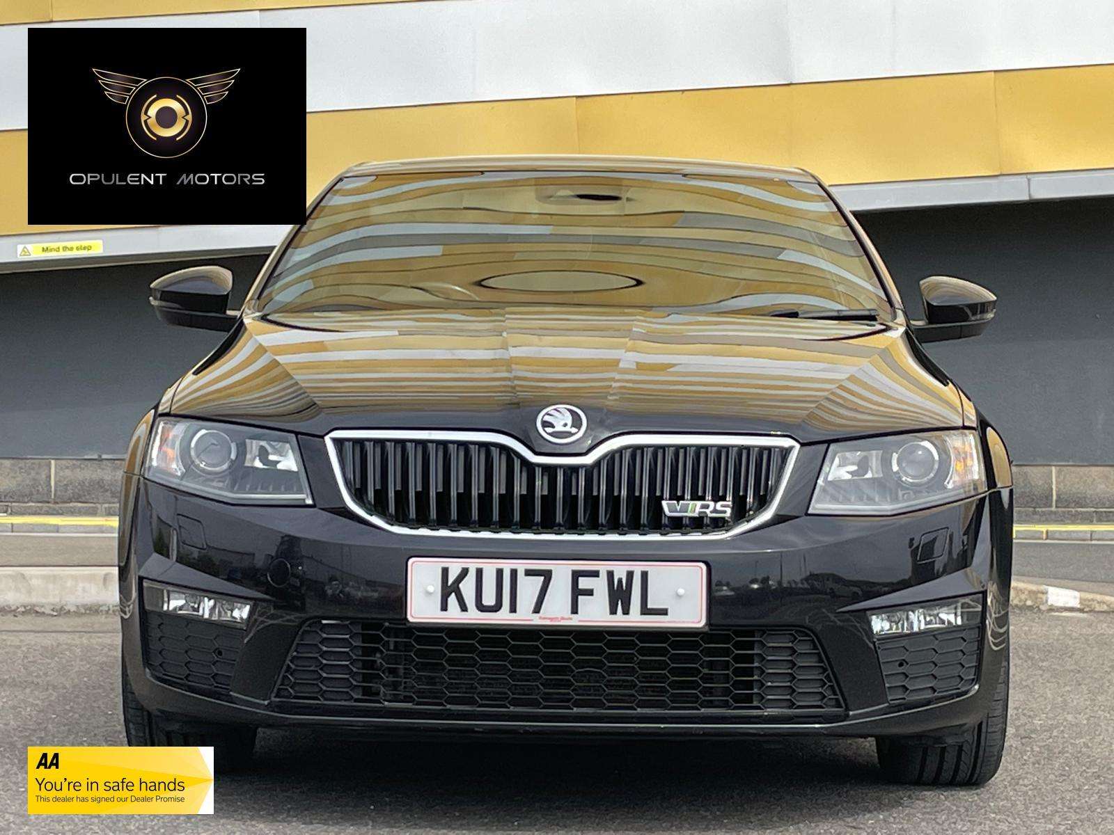 A 2017 SKODA OCTAVIA 2.0 TDI vRS Hatchback 5dr Diesel Manual Euro 6 (s/s) (184 ps) A 2017 SKODA OCTAVIA 2.0 TDI vRS Hatchback 5dr Diesel Manual Euro 6 (s/s) (184 ps)