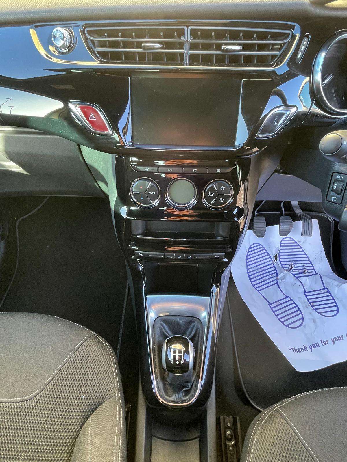 2018 DS AUTOMOBILES DS 3 2018 DS AUTOMOBILES DS 3