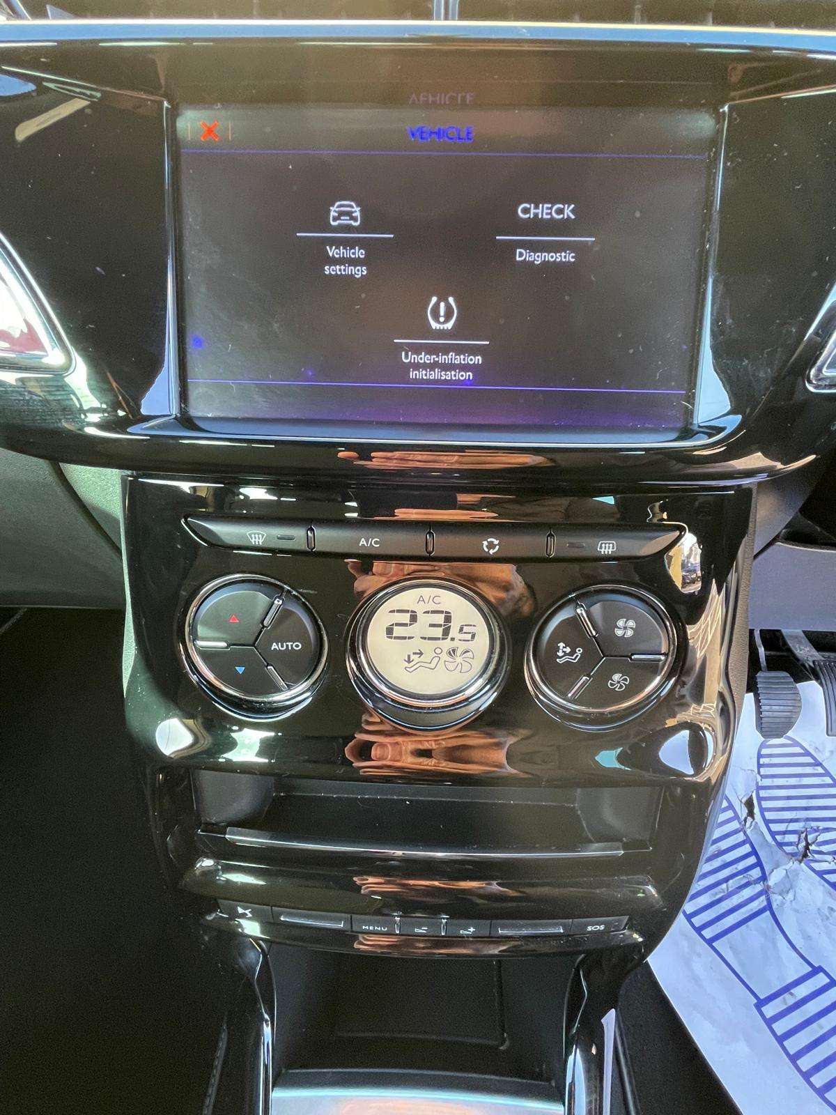 2018 DS AUTOMOBILES DS 3 2018 DS AUTOMOBILES DS 3