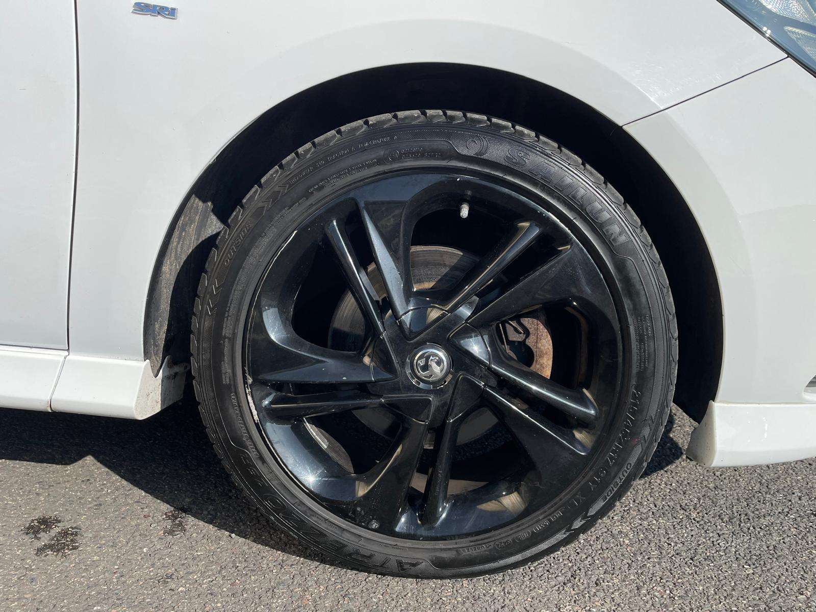 A 2016 VAUXHALL CORSA 1.0i Turbo ecoFLEX SRi VX Line Hatchback 3dr Petrol Manual Euro 6 (s/s) (115 ps) A 2016 VAUXHALL CORSA 1.0i Turbo ecoFLEX SRi VX Line Hatchback 3dr Petrol Manual Euro 6 (s/s) (115 ps)