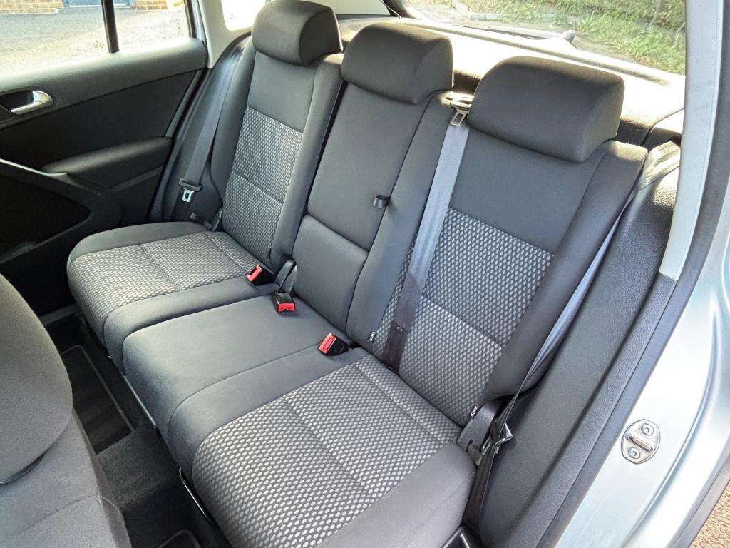 2012 VOLKSWAGEN TIGUAN 2012 VOLKSWAGEN TIGUAN